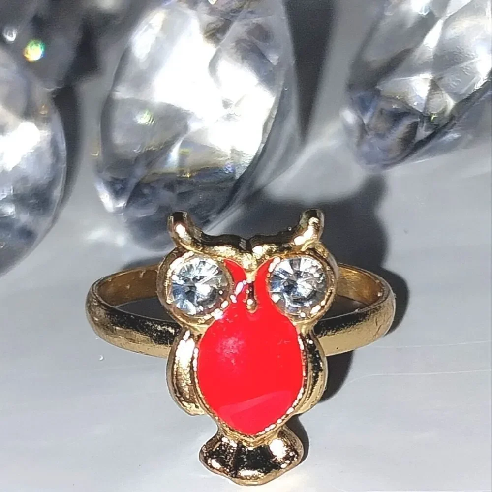 Super cute girls jeweled adjustable ring